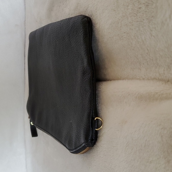 Lodis lg  Wristlet - Picture 4 of 7